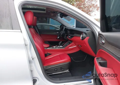 2021 Alfa Romeo Stelvio Ti Awd z USA, uszkodzony, nr VIN ZASPAKBN0M7D14705